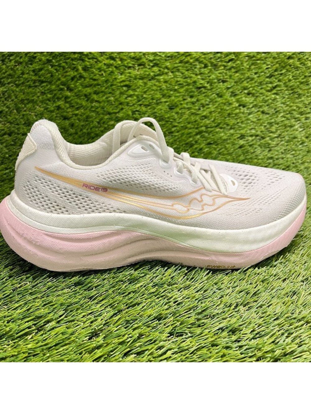 Saucony Ride 19 Womens Size 8D White Gold Pink Athletic Running Shoes Sneakers